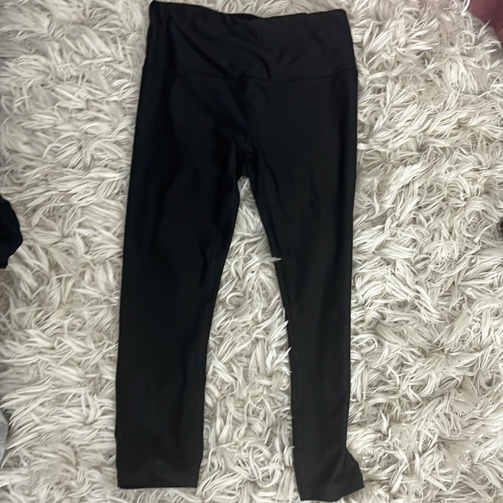 Black leggings